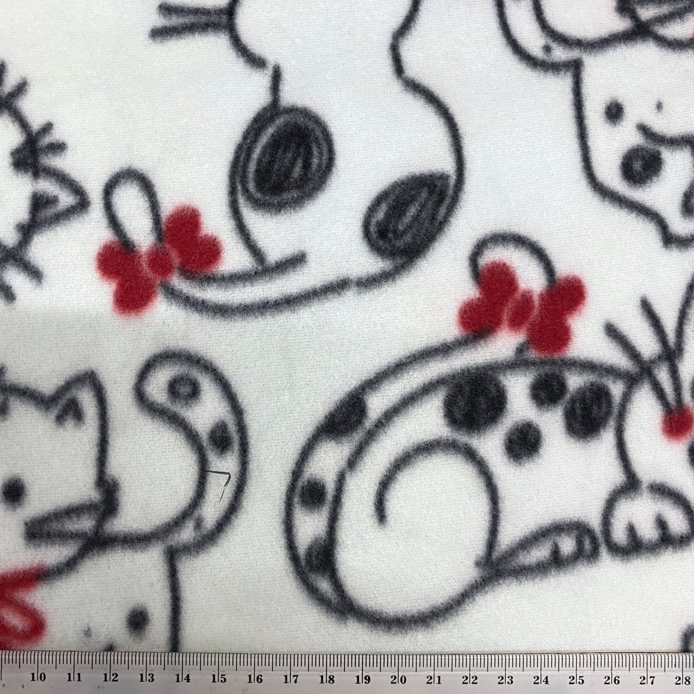 Printed Polar Fleece Fabric, White/Kittens- 150cm