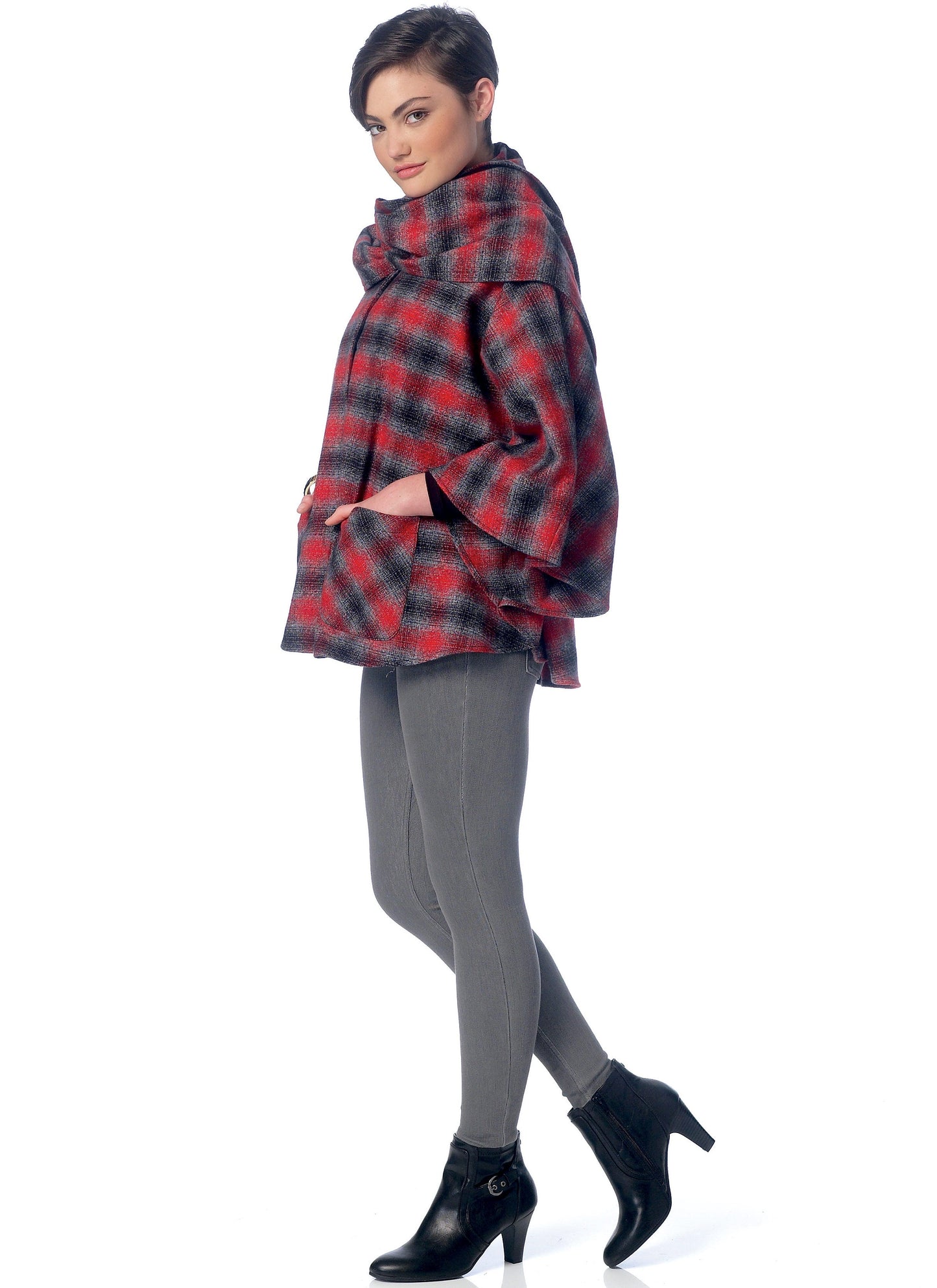 McCall's Pattern M7202 Misses' Ponchos
