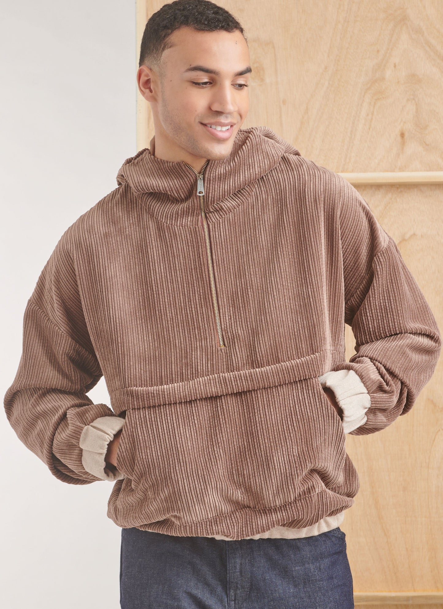 Simplicity Pattern 9829 Men's Top Vest