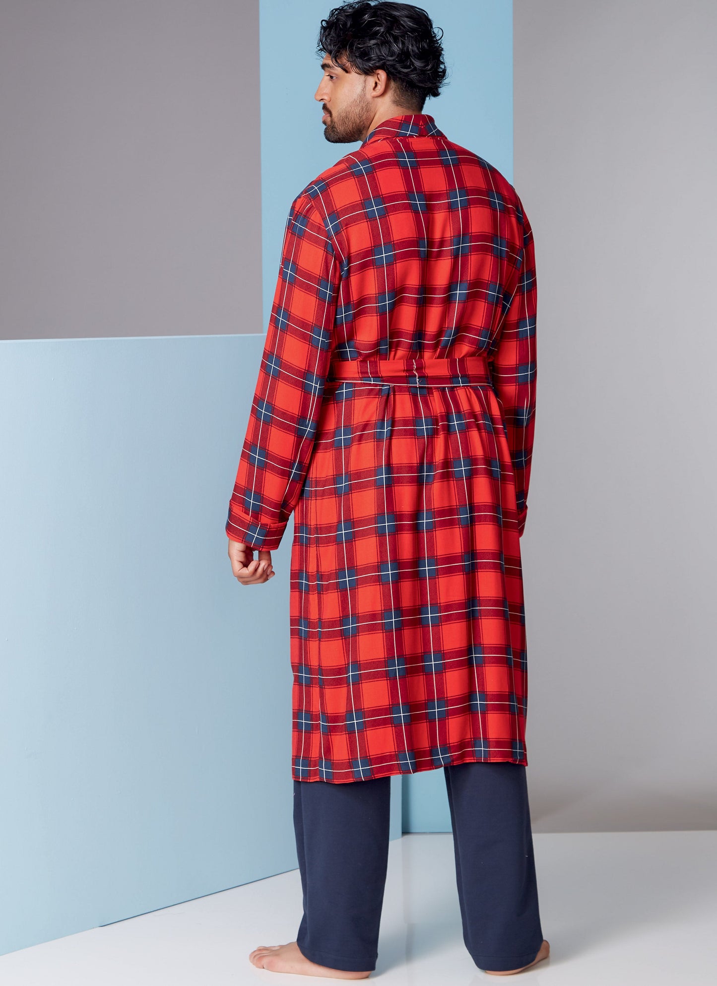 Vogue V1855 Men's Robe And Belt