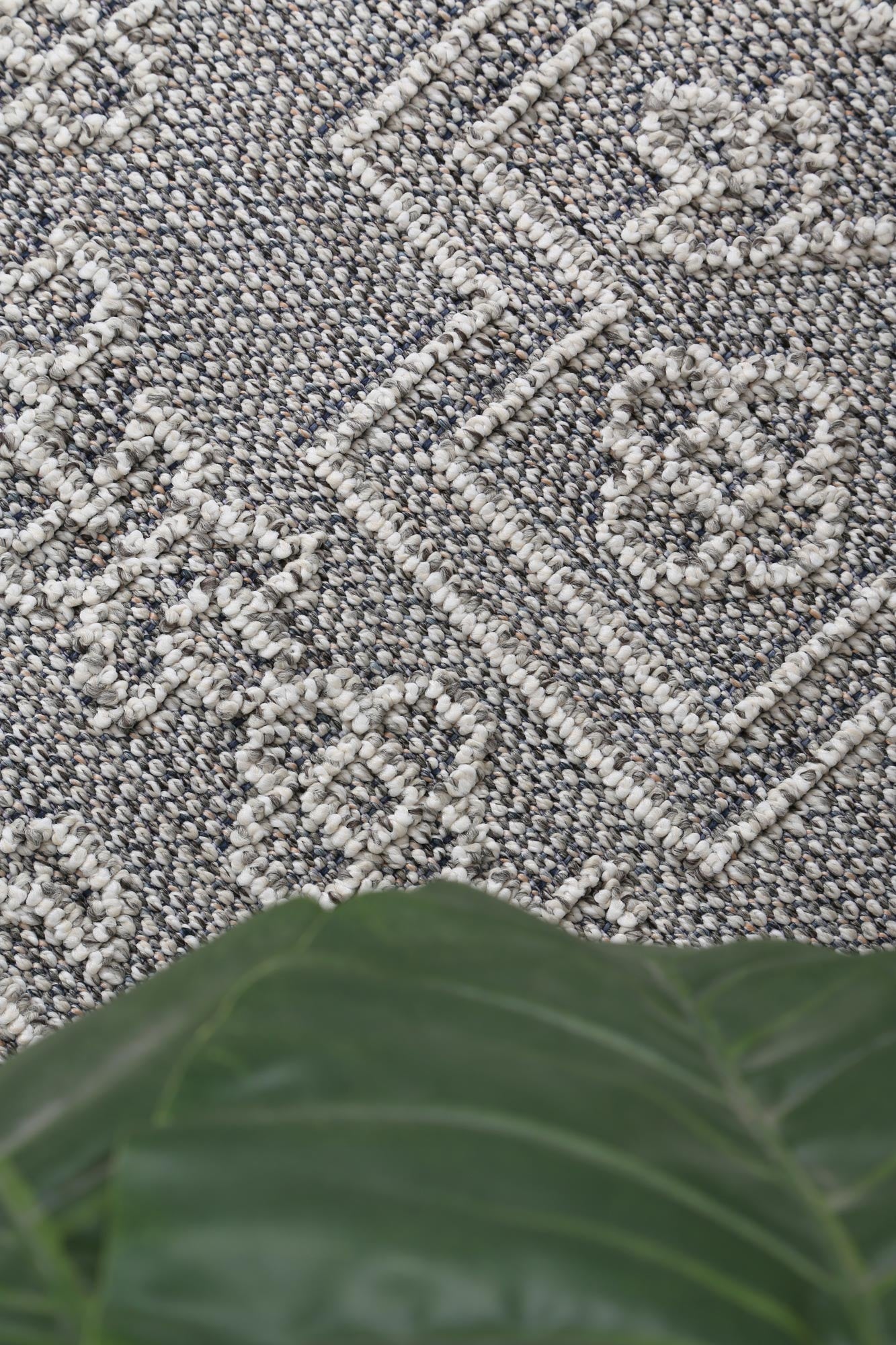 Liro Bule Ash Tribal Flatweave Rug