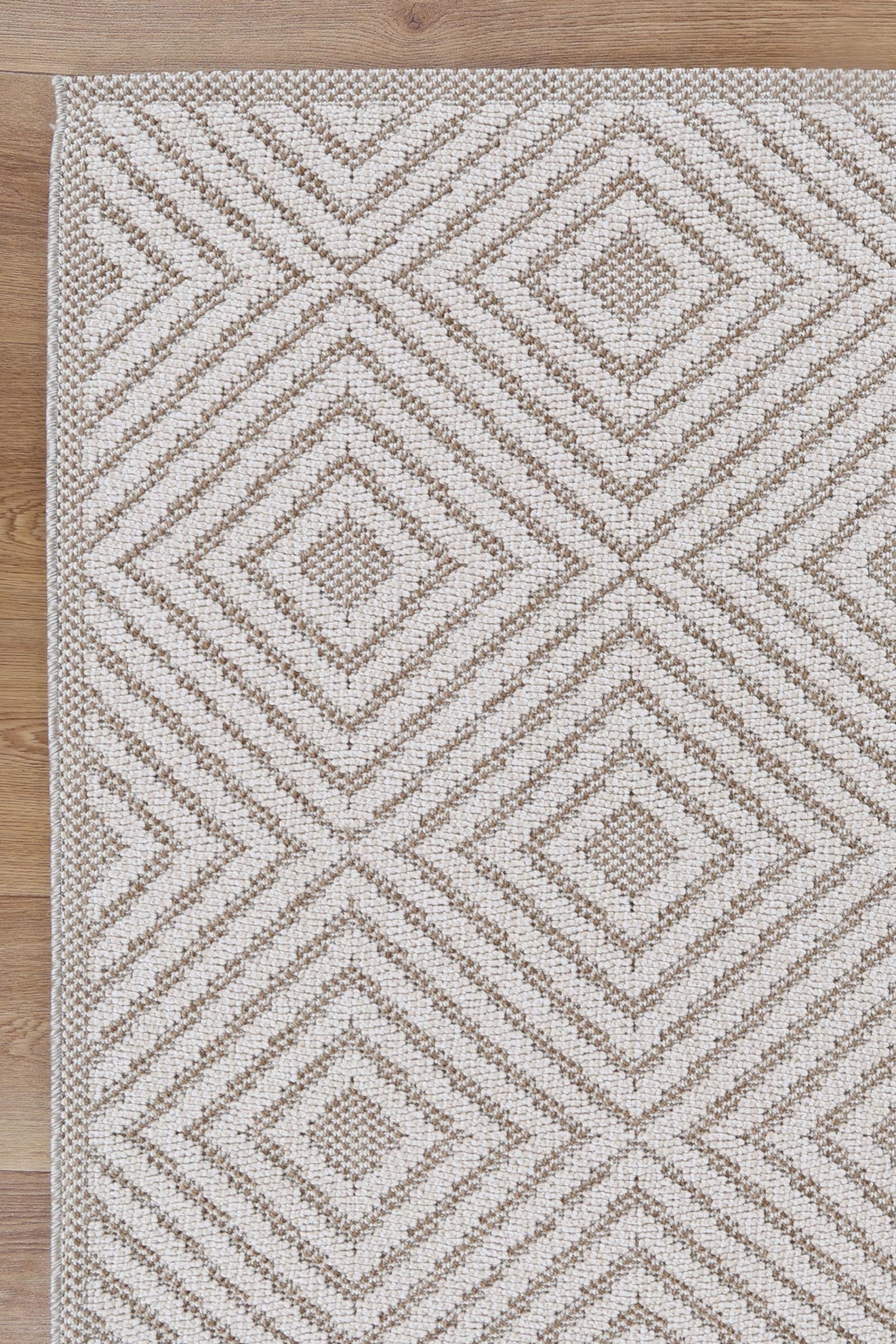 Liro Wickham Beige Geometric Flatweave Rug