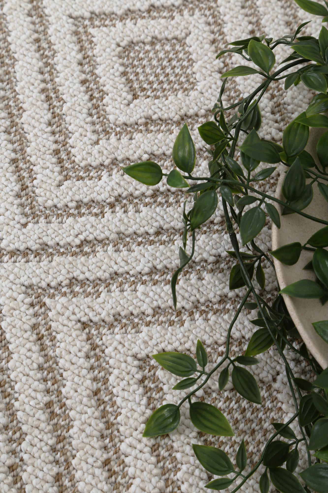 Liro Wickham Beige Geometric Flatweave Rug