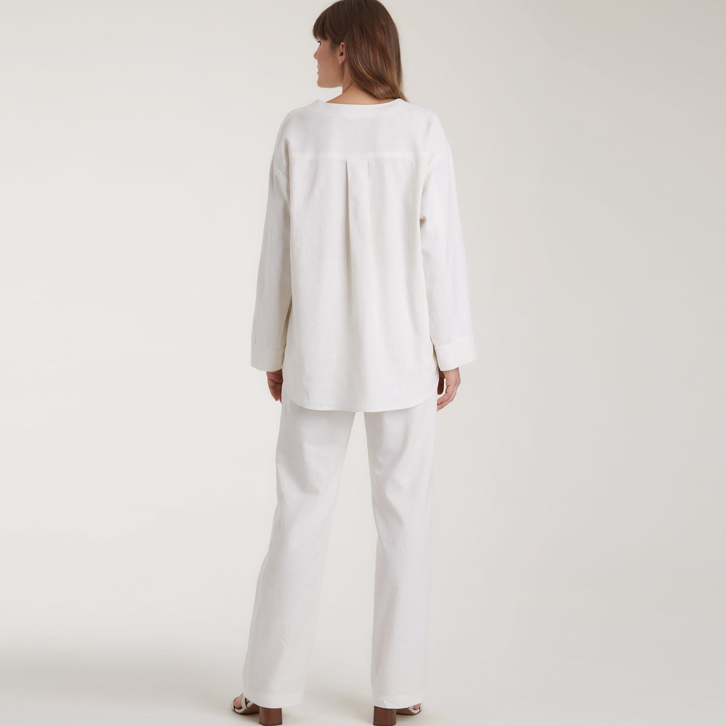 Simplicity Pattern 9113 Misses' Tunic, Top & Pull On Pants