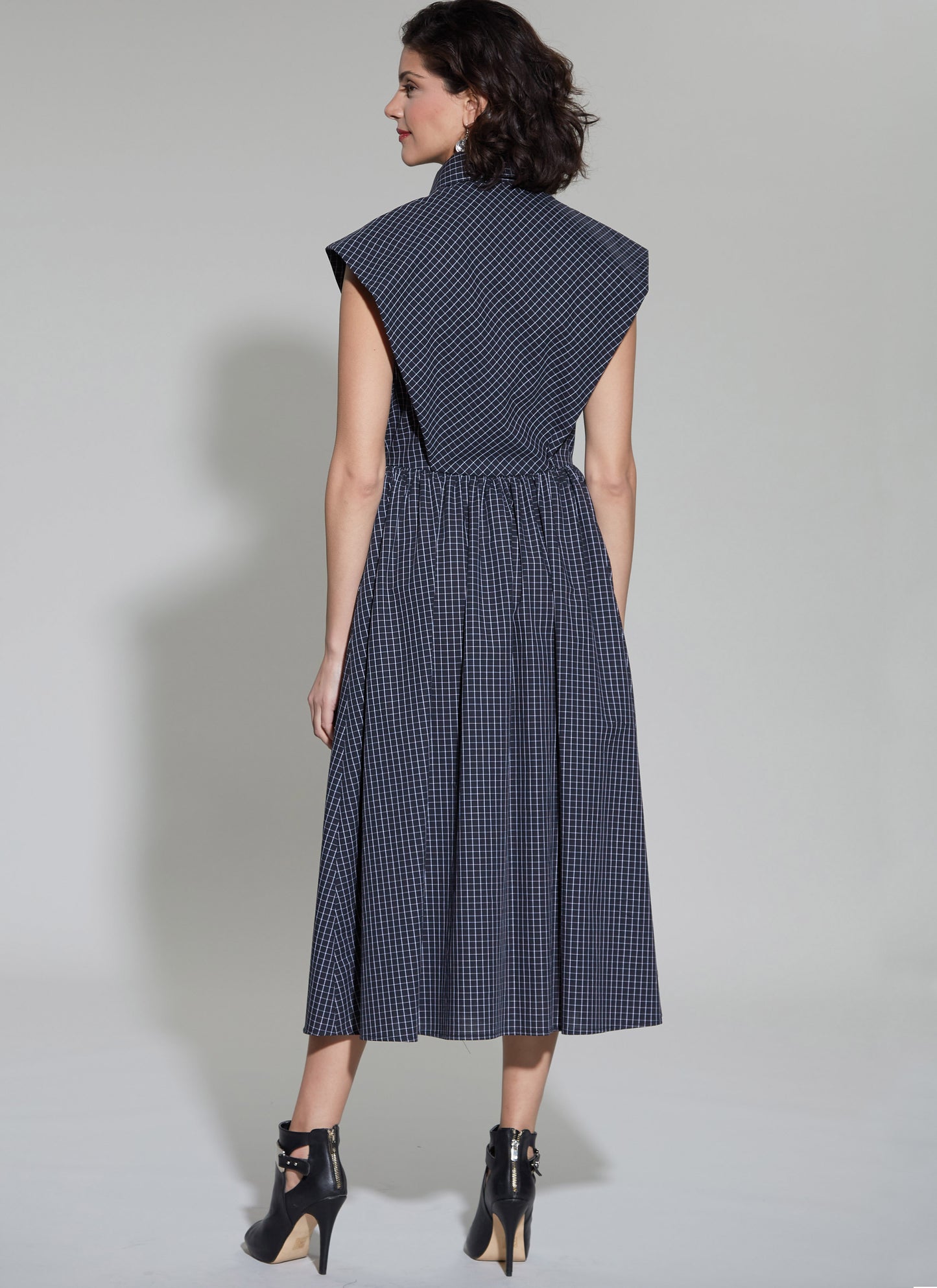 McCall's Pattern M8342 Misses' Shirtdress