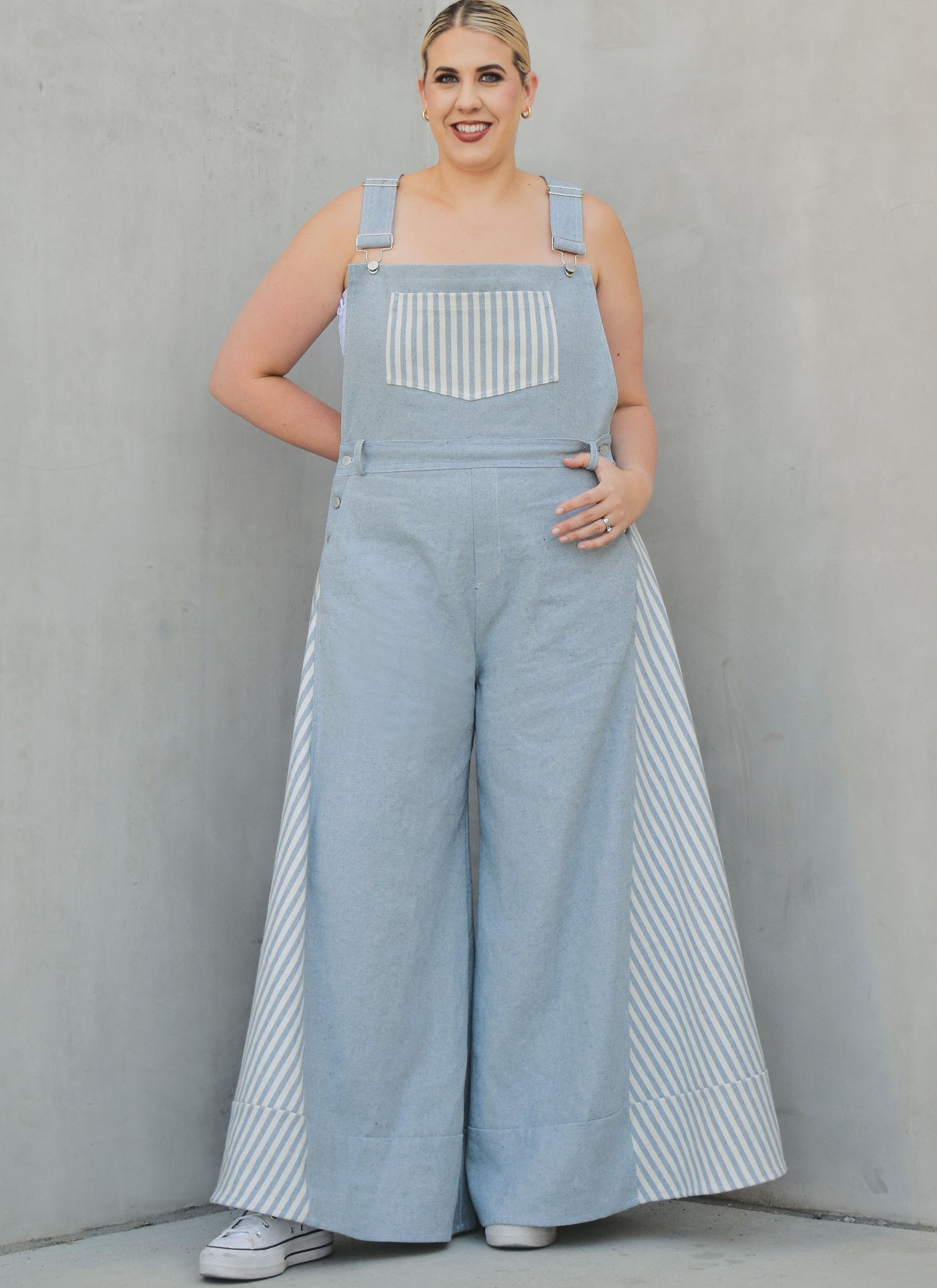 Know Me Pattern Me2062 Misses' Overalls