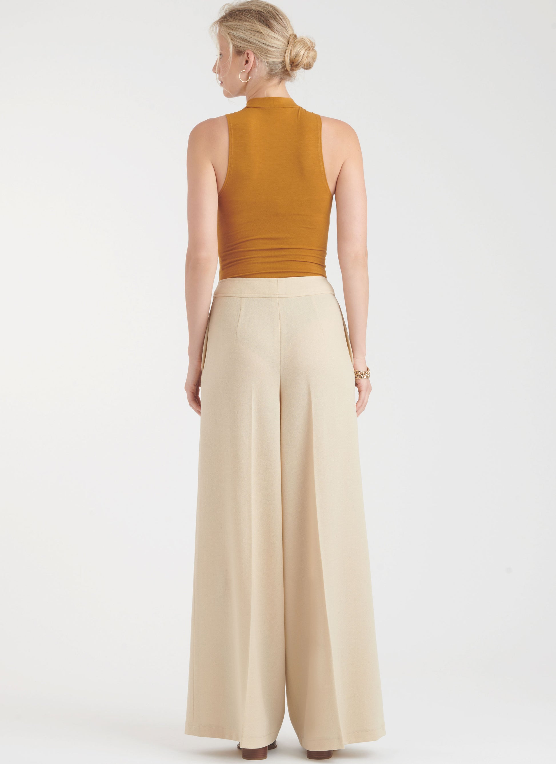 Newlook Pattern 6769 Misses' Skirt Pants