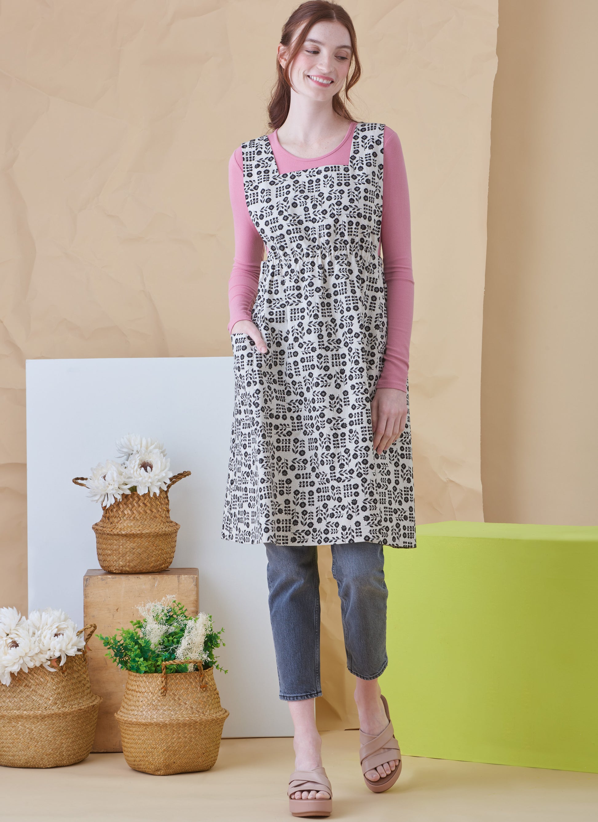 Simplicity Pattern S9766 Undefined Apron