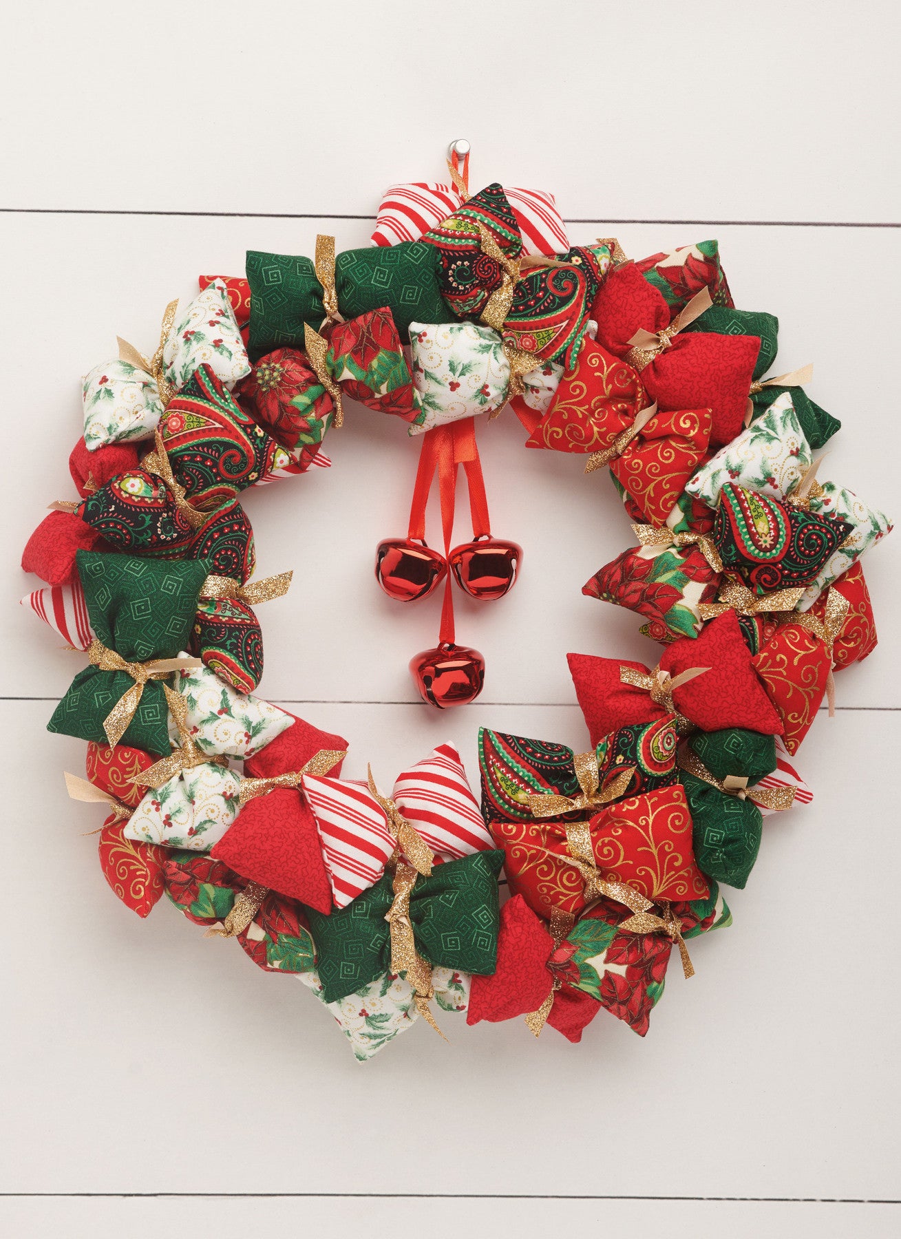 Simplicity Pattern 9810 Seasonal Wreaths