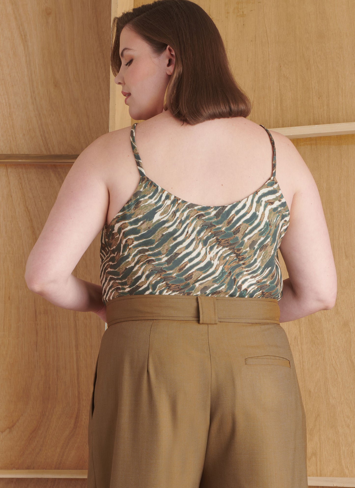 Simplicity Pattern 9827 Misses' Pants in Two Lengths, Camisole and Cardigan