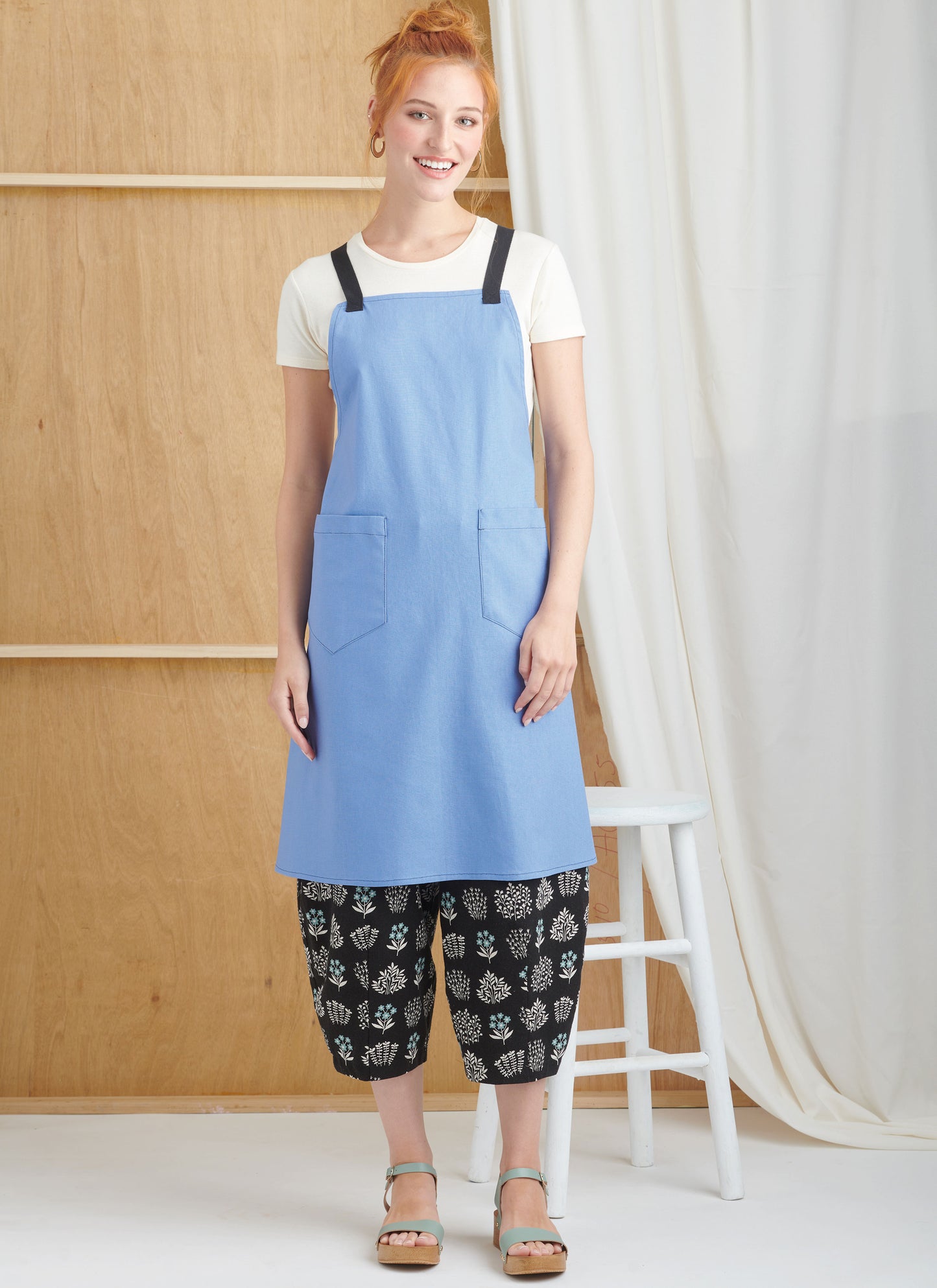 Simplicity Pattern S9907 Apron