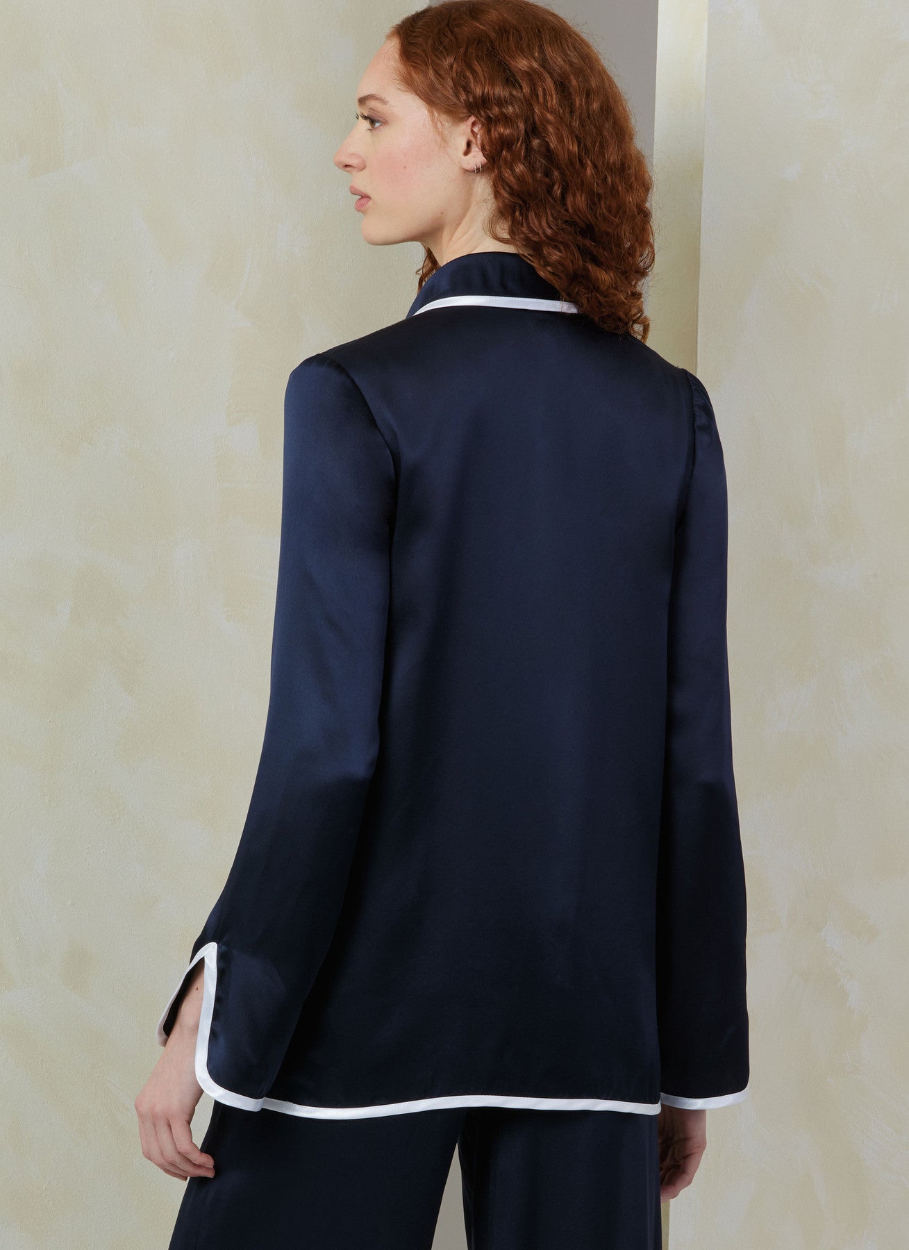 Vogue Pattern V2099 Misses' Sleepwear