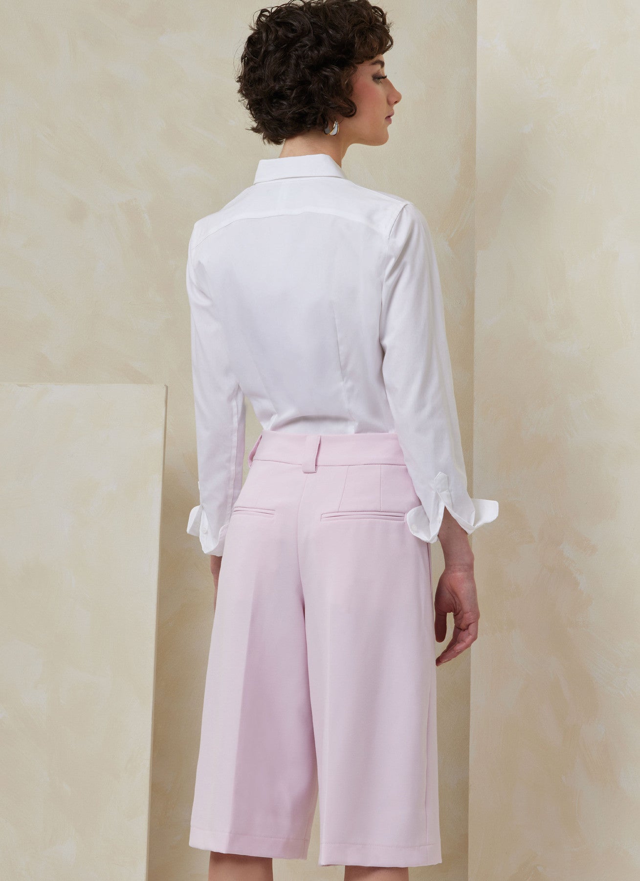 Vogue Pattern V2115 Misses' Shorts in Two Lengths