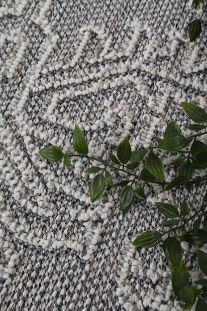 Liro Bule Ash Tribal Flatweave Rug