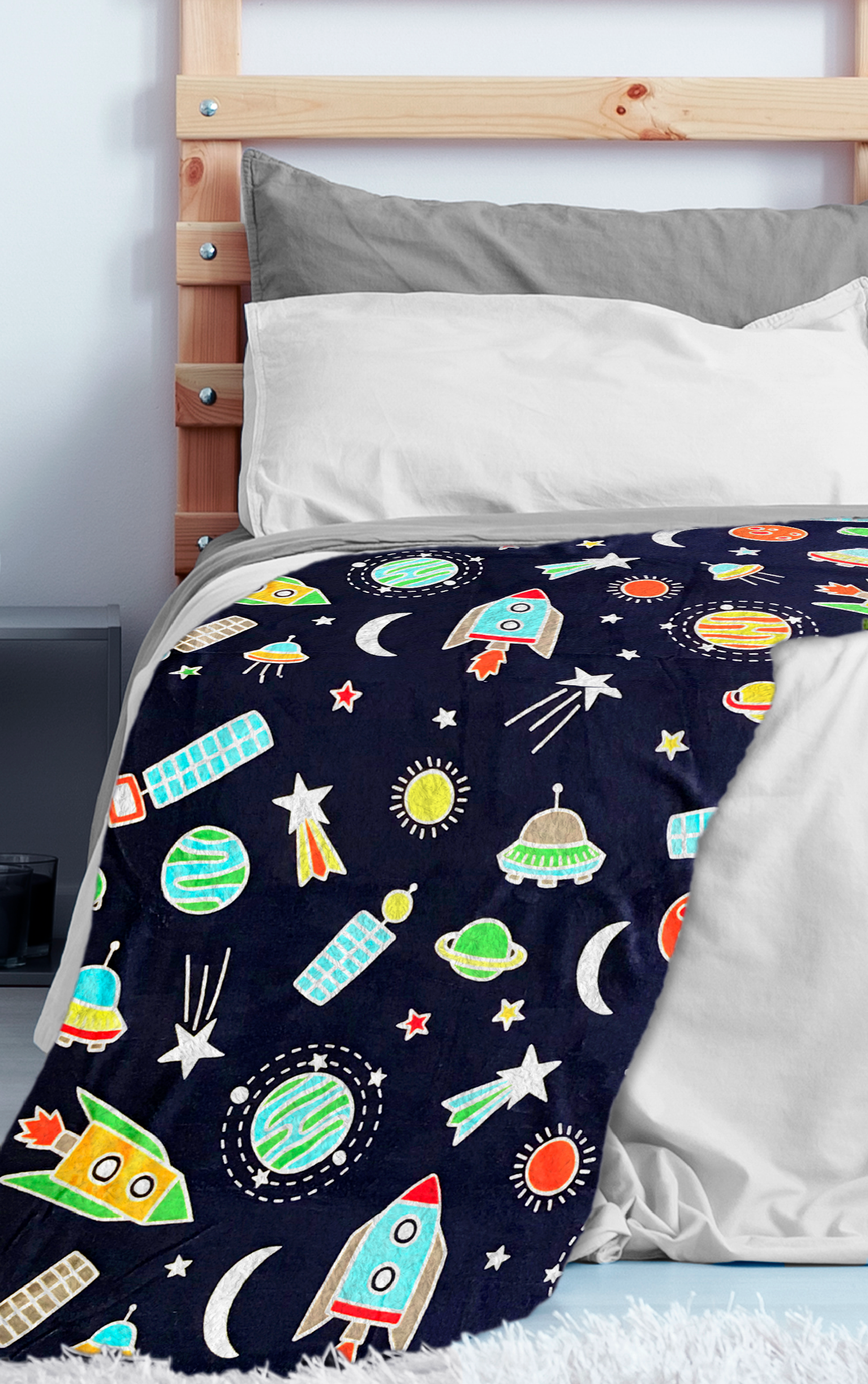 Formr Junior Glow Throw, Navy Space- 127x152cm