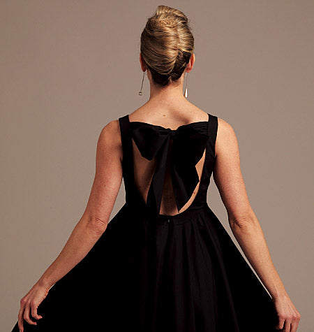Vogue Pattern V1102 AA (6-8-10-12)