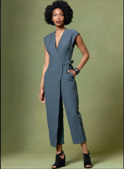 Vogue Pattern V1645 
Misses' Jumpsuit Y(XS-S-M)