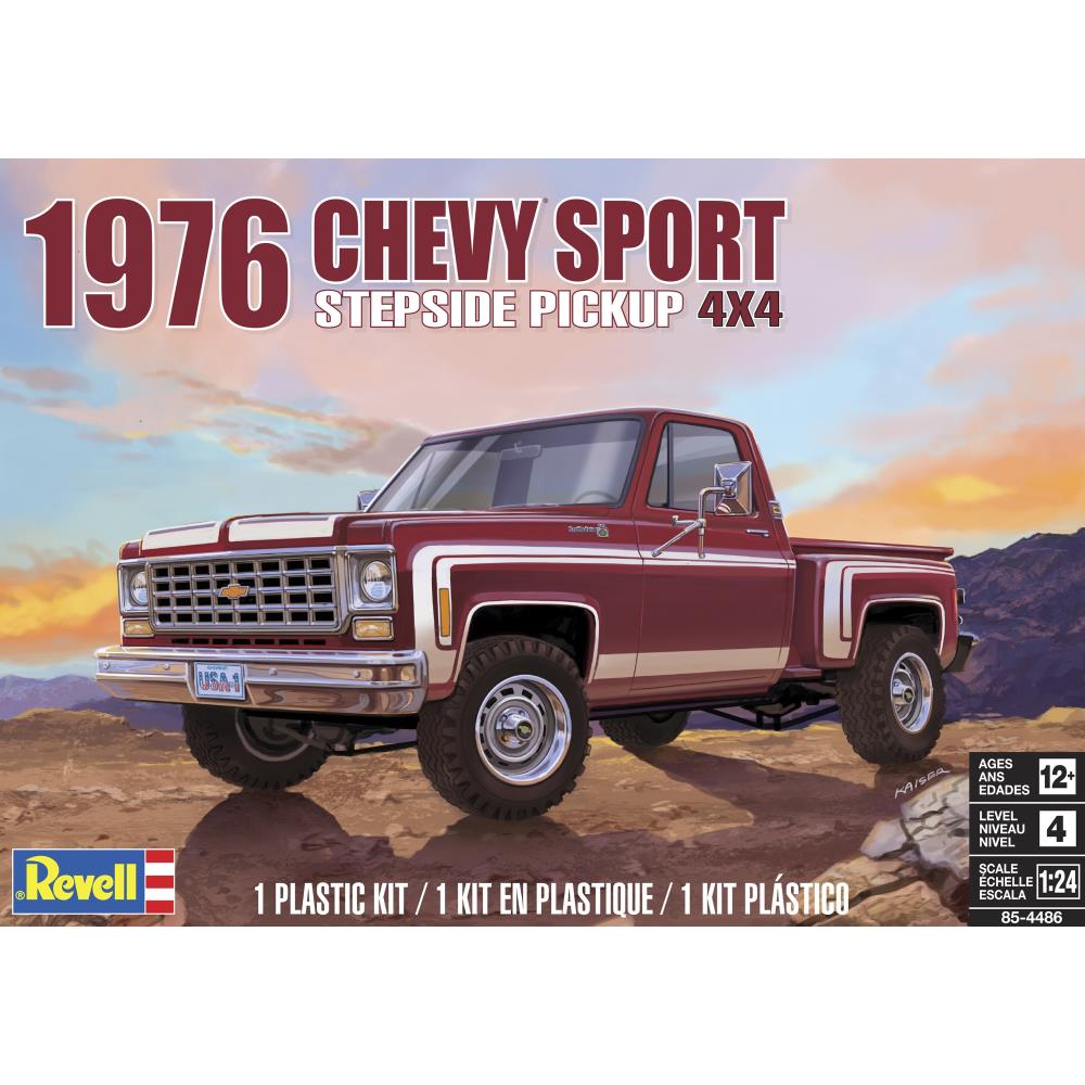 Revell '76 Chevy Sport Stepside Pickup 4x4  Model Truck  Kit