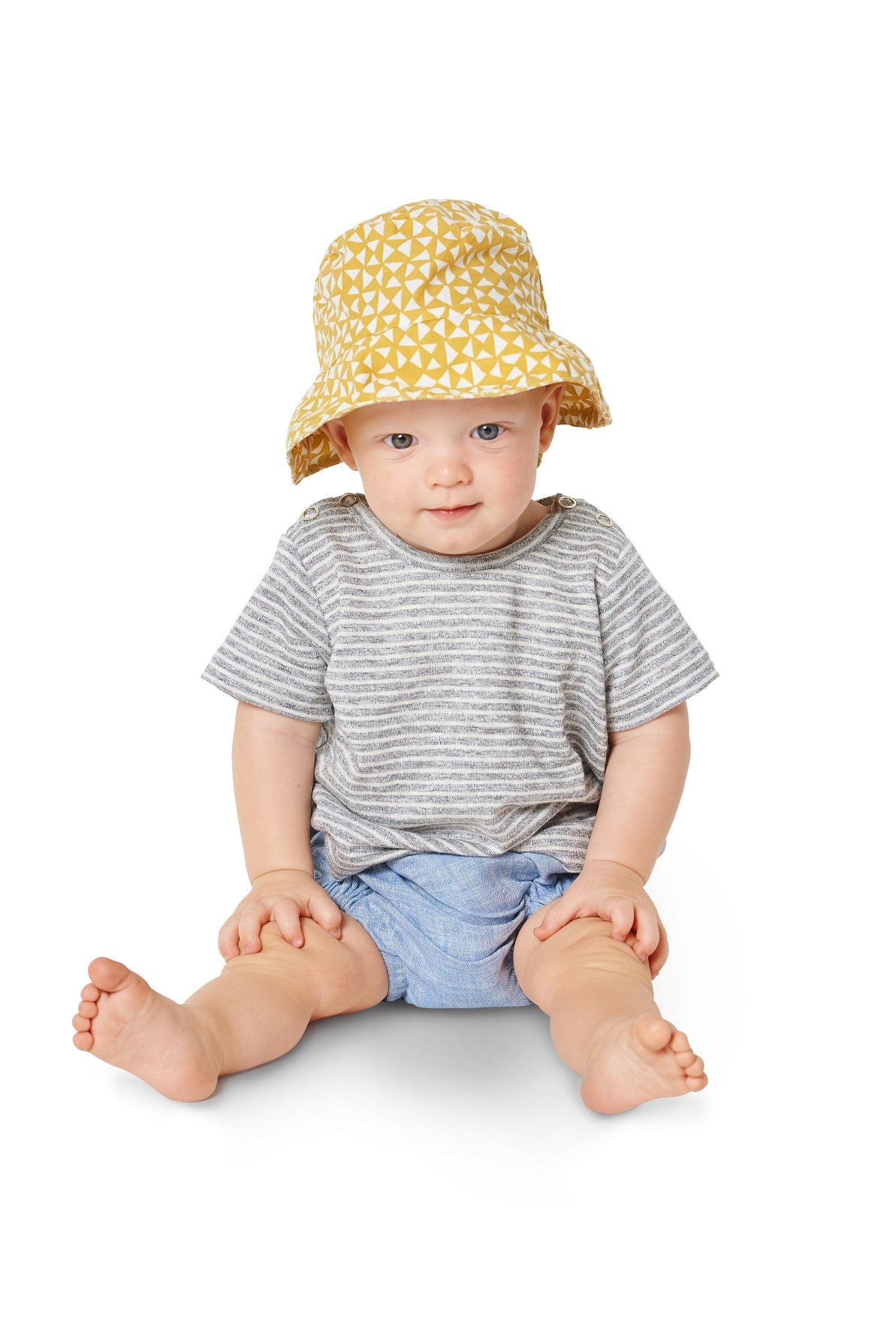 Burda Pattern 9316 Baby's sportswear