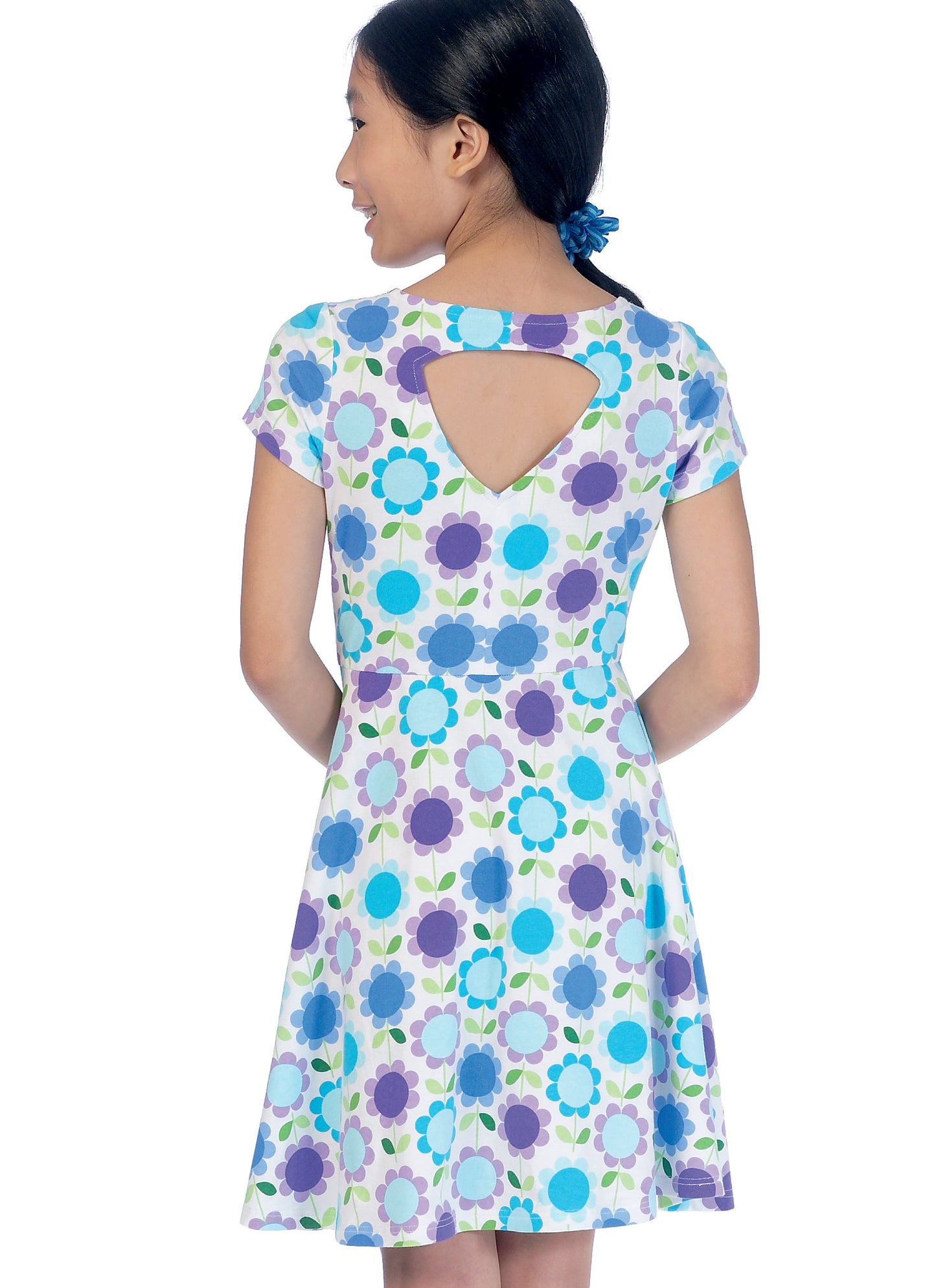 McCall's Pattern M7079 Girls'/Girls' Plus Dresses