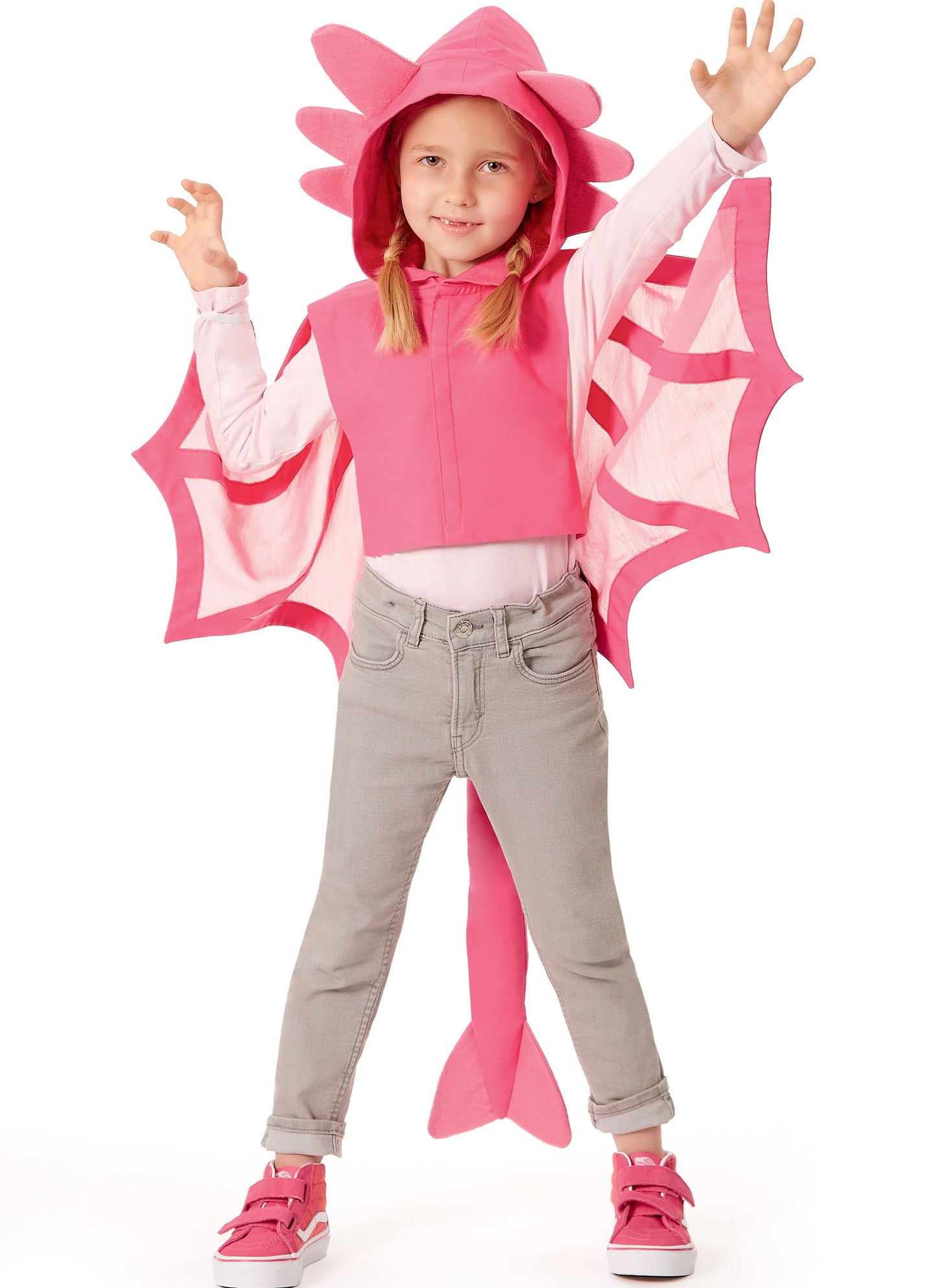 McCall's Pattern 8225 Kids' Dragon Cape and Mask