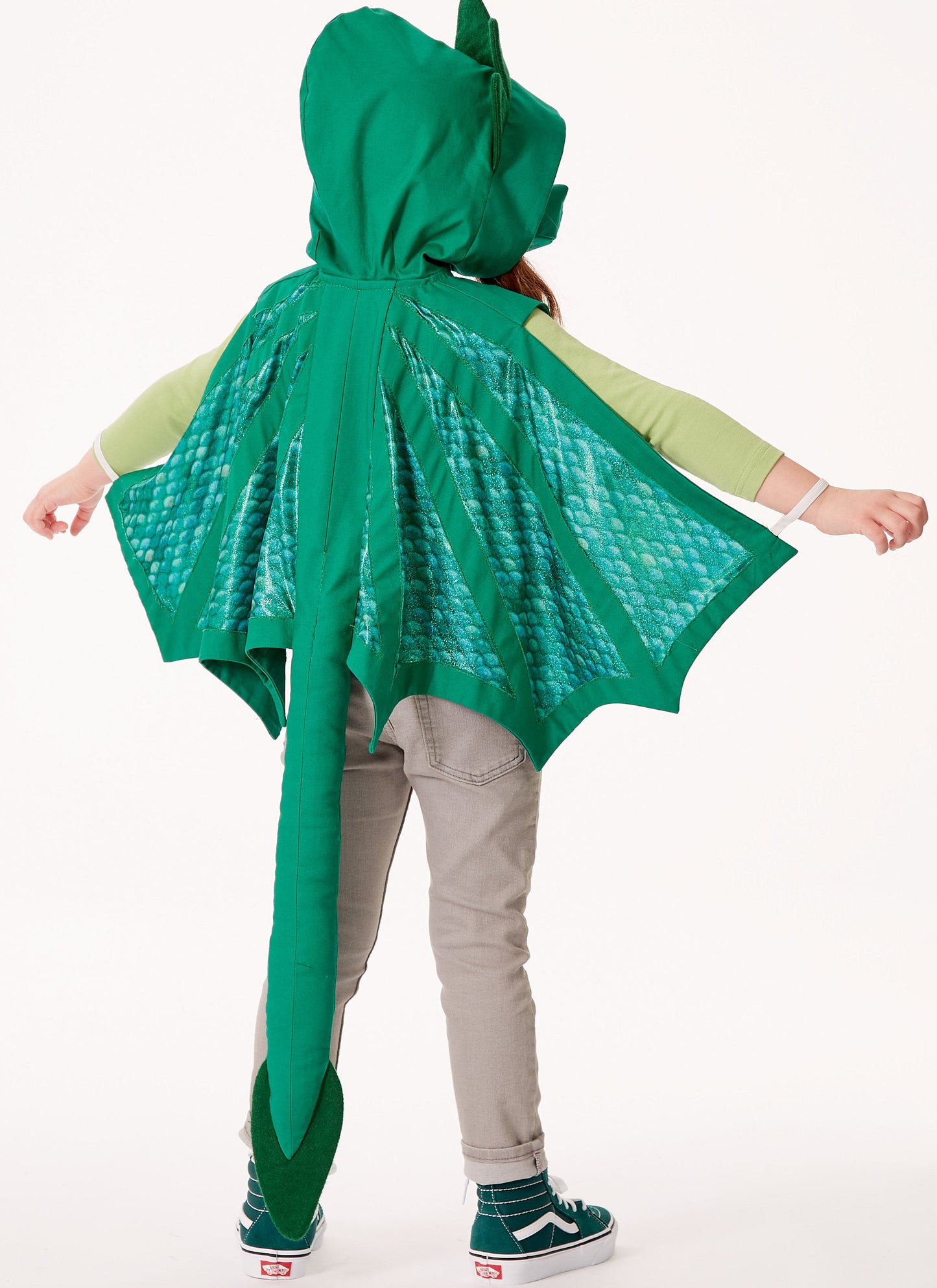 McCall's Pattern 8225 Kids' Dragon Cape and Mask