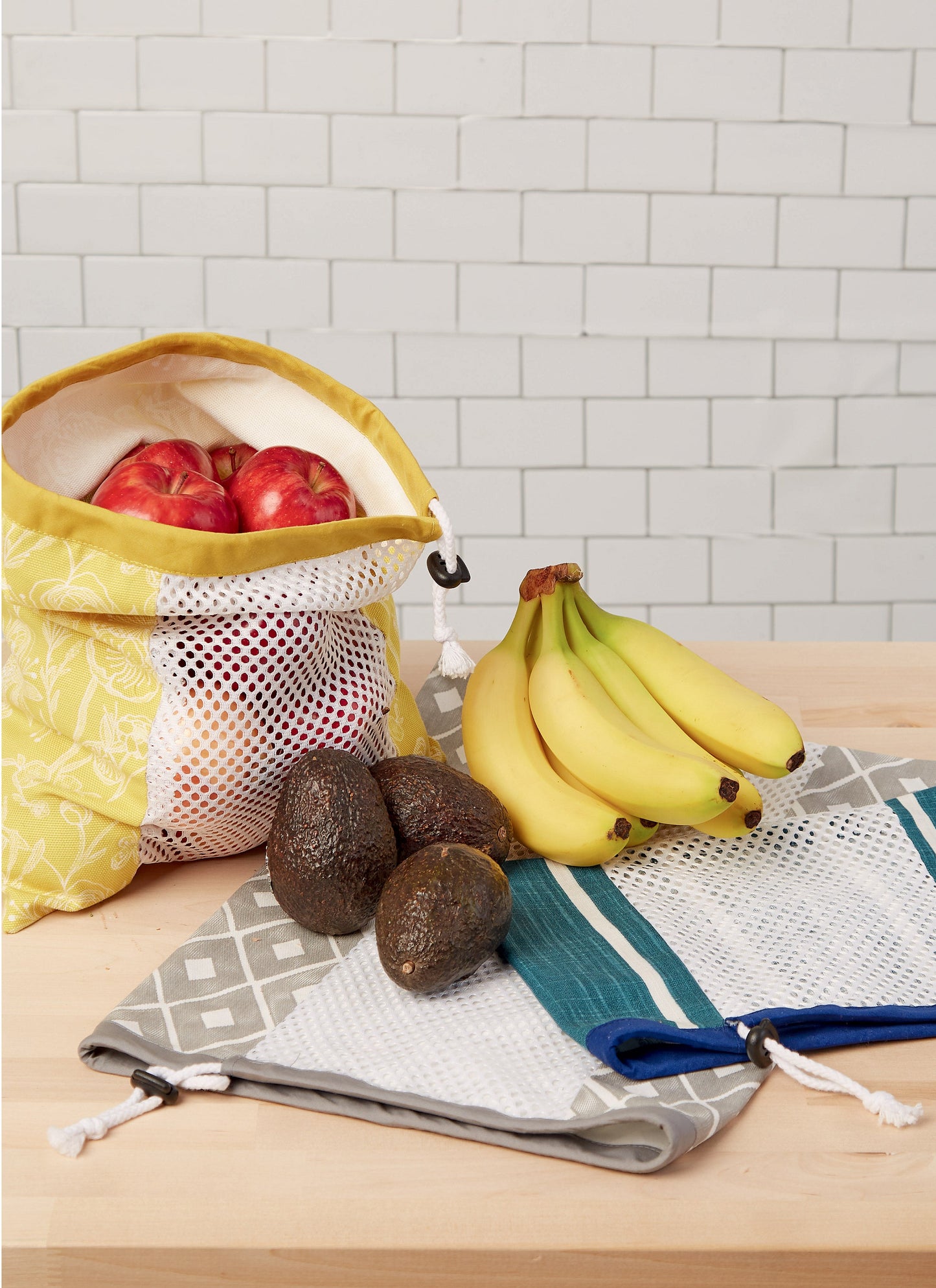 McCall's Pattern 8236 Fruit and Vegetable Bags, Mop Pad, Coffee Filters, Bin and Bag