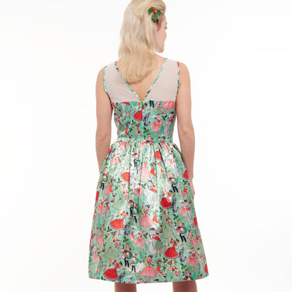 Simplicity Pattern 8979 Misses' Classic Halloween Costume