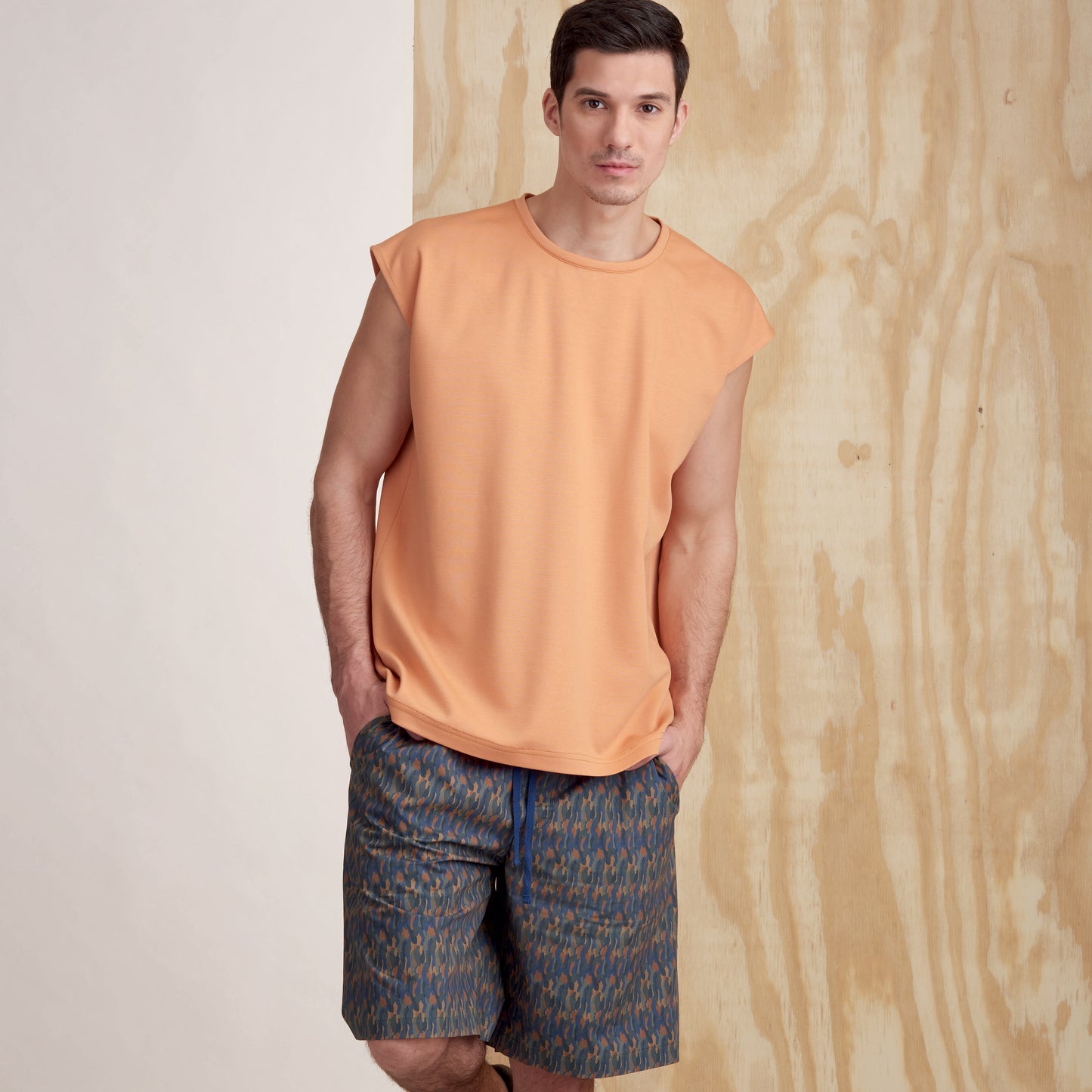Simplicity Pattern 9314 Men's Knit Top and Shorts