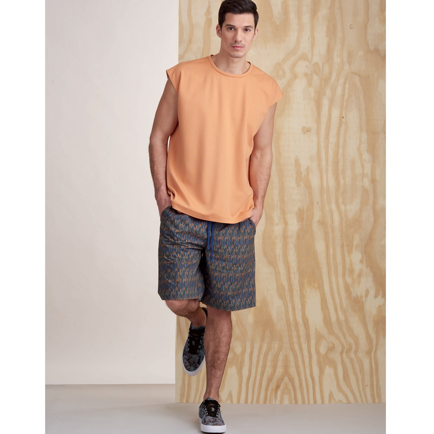 Simplicity Pattern 9314 Men's Knit Top and Shorts