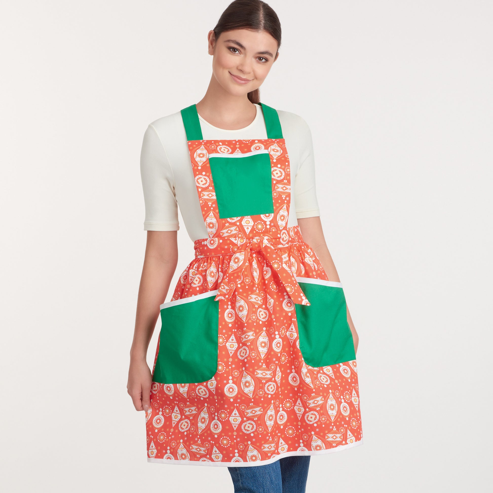 Simplicity Pattern S9435 Misses' Aprons