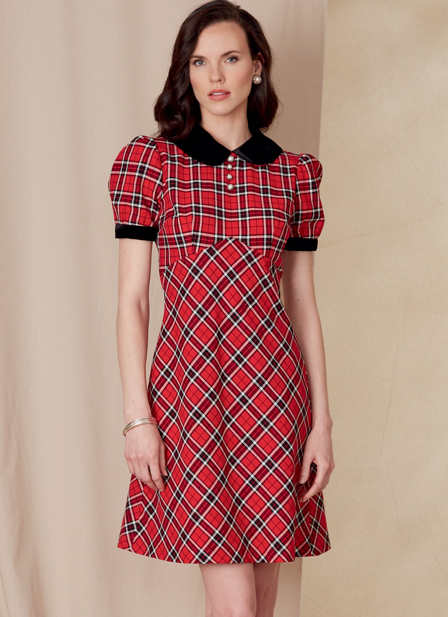 Vogue Pattern V182Misses' Dress