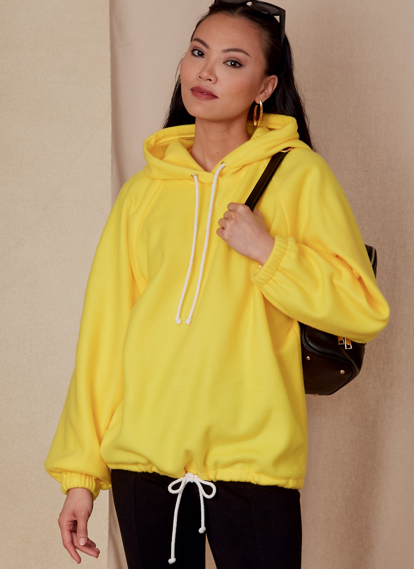Voguepattern V1826  Misses' Sweatshirts