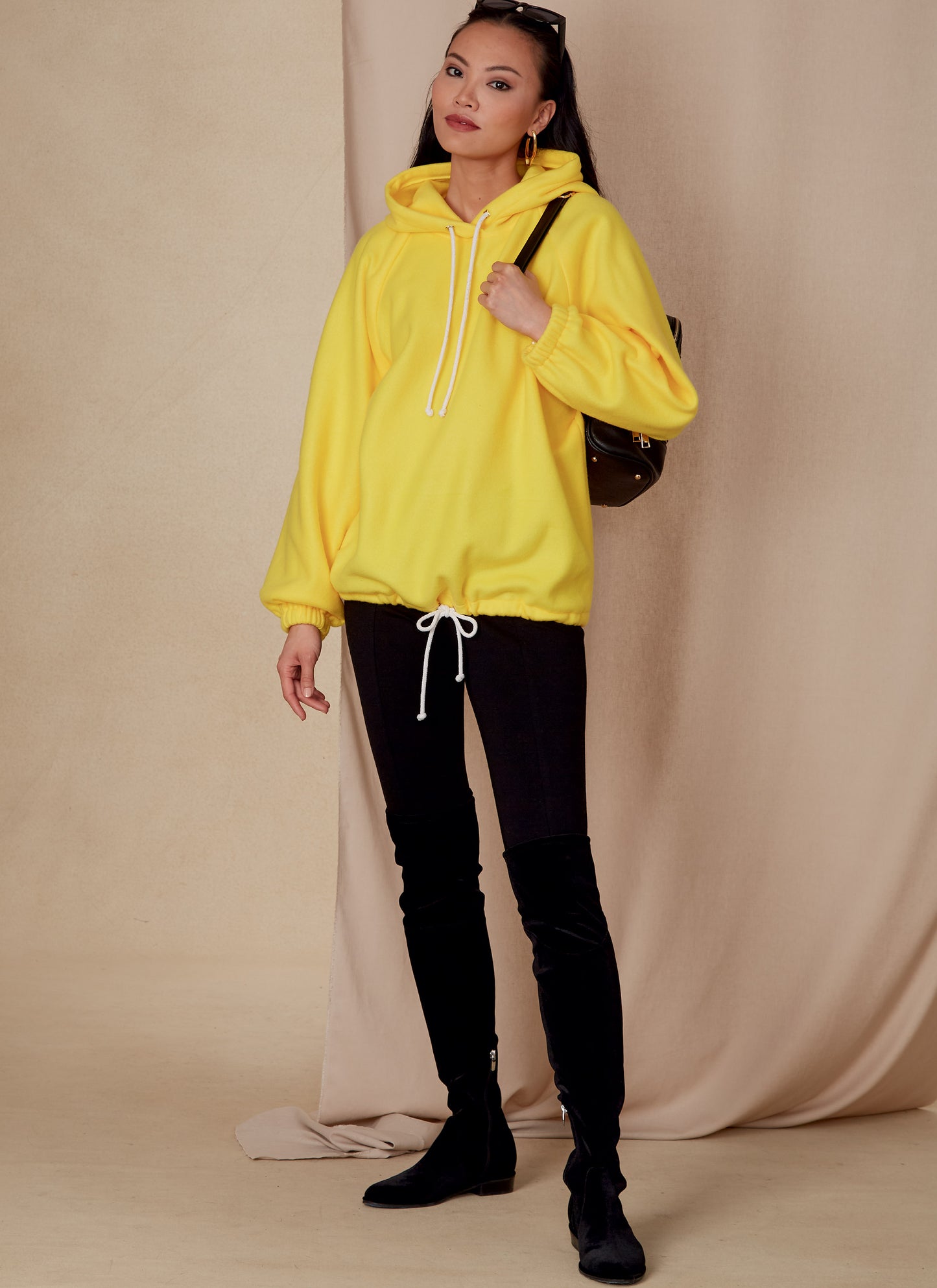 Voguepattern V1826  Misses' Sweatshirts