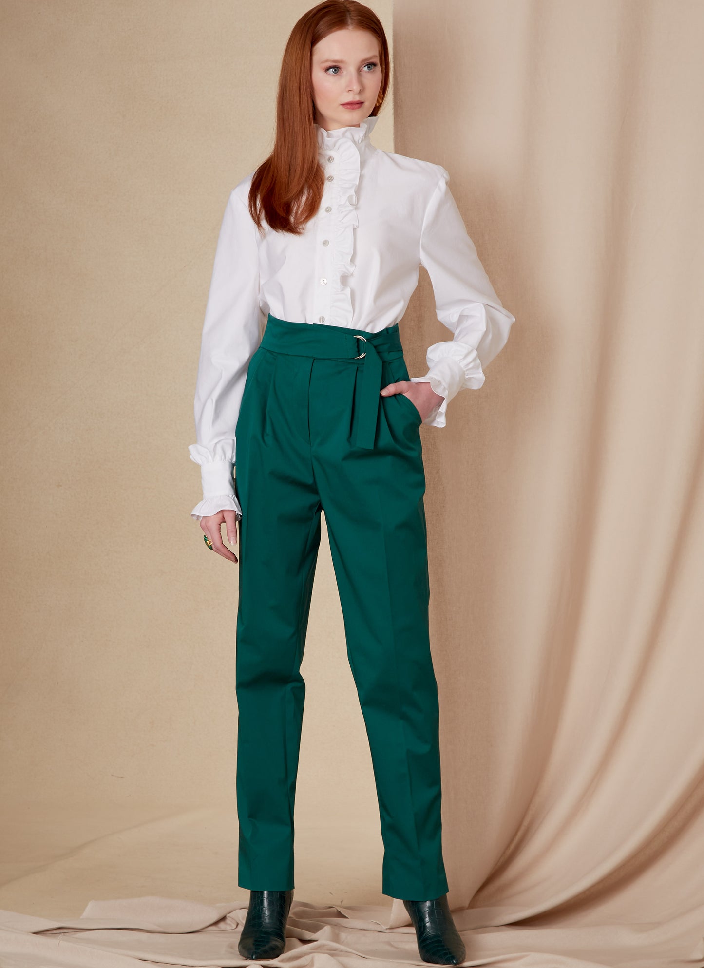 Voguepattern V1829  Misses' and Misses' Petite Pants