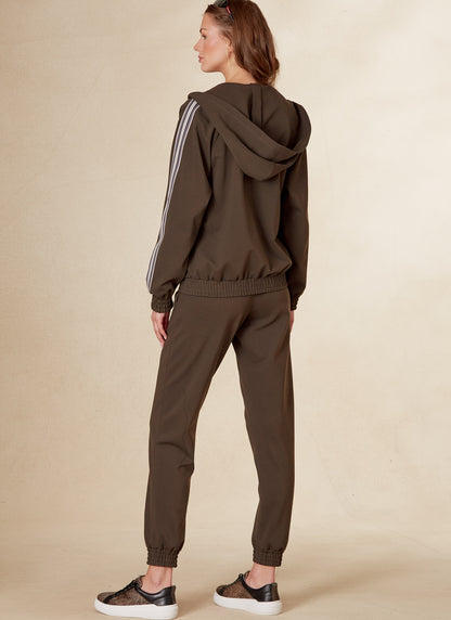 Voguepattern V183Misses' and Misses' Petite Jacket and Pants