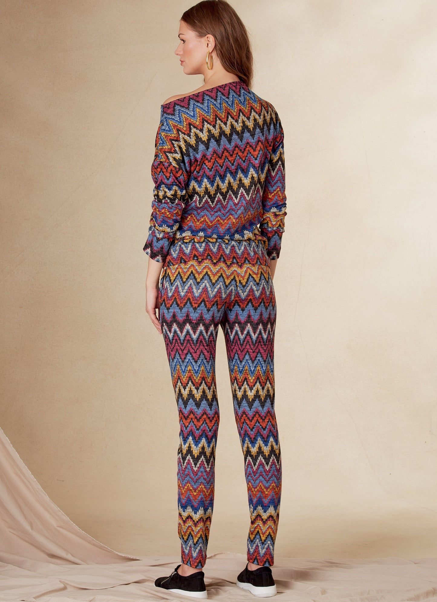 Voguepattern V1835 Miss Top, Pant, Slipper