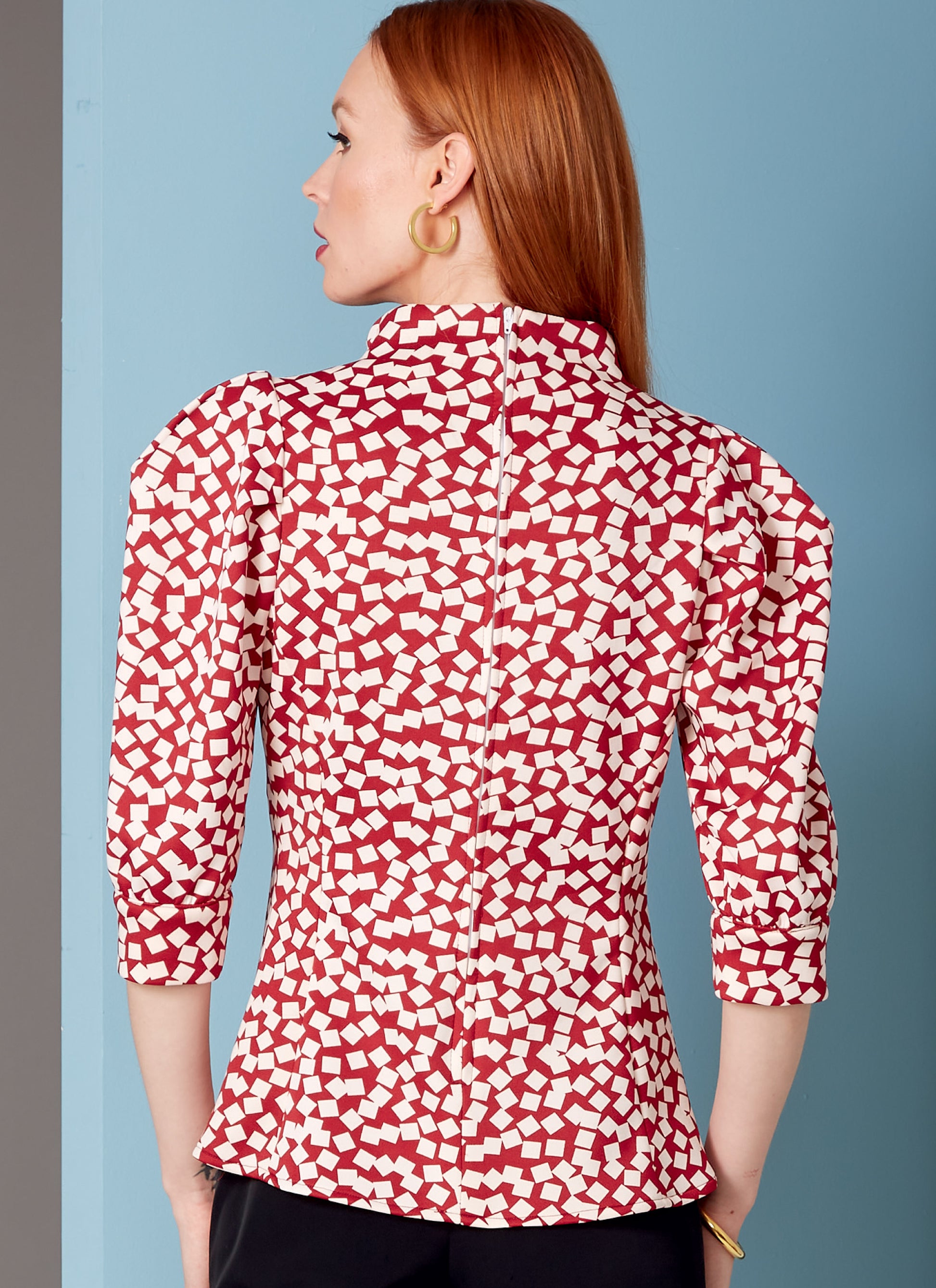 Vogue V1847 Misses/Petite Top